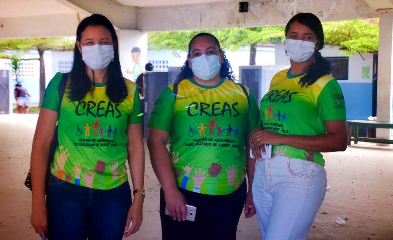 Camacã: Prefeito Paulo do Gás acompanha entrega de donativos as famílias atingidas pelas chuvas